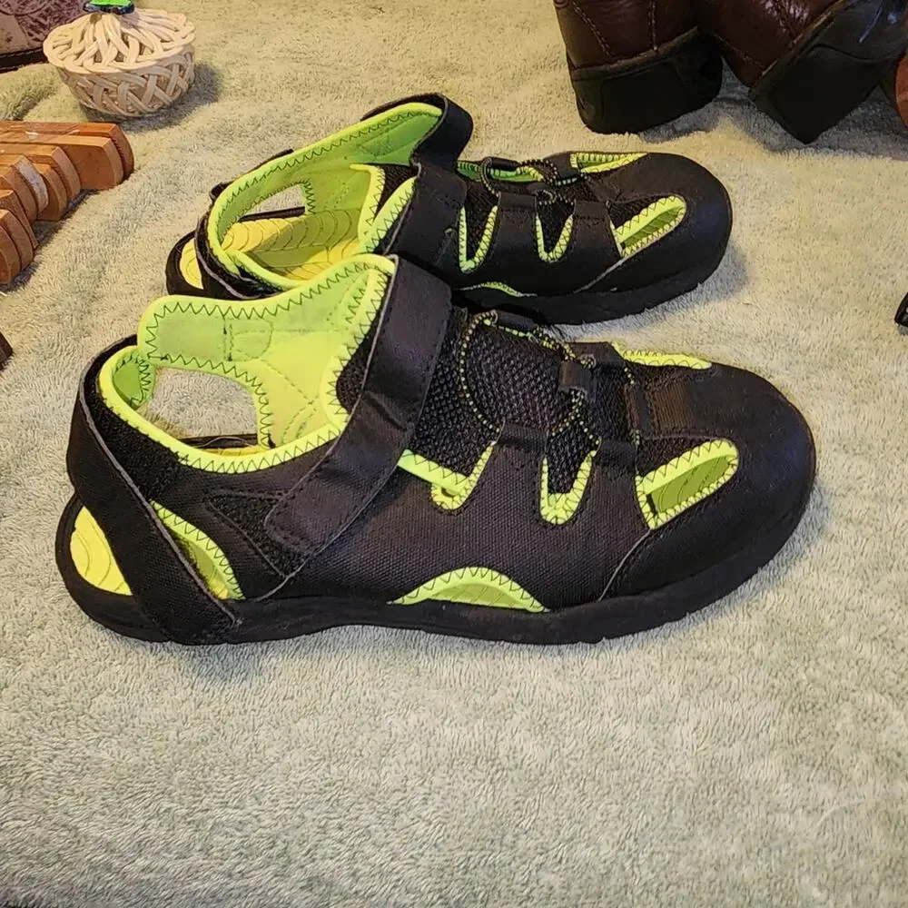 RUGGED OUTBACK EUC BOYS YOUTH SIZE 6 OUTDOOR SPORT SANDALS SHOES